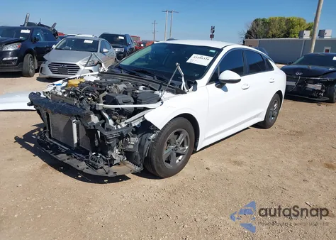 2021 Kia K5 Lxs из США, поврежденный, VIN 5XXG14J26MG062512